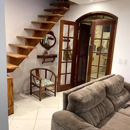 Casa Duplex em Cabo Frio - pertinho de tudo!-3